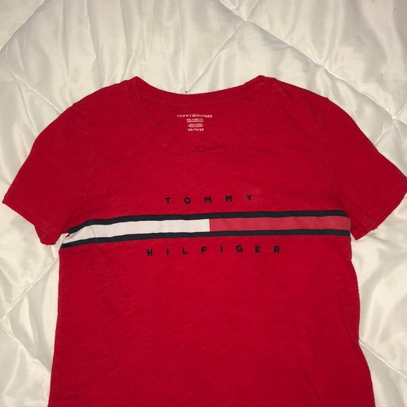 Tommy Hilfiger Women’s Big Logo Line T-shirt - Picture 7 of 7